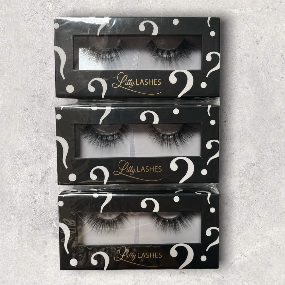NEW Lilly Lashes It's a Mystery 3D False Eyelashes -  Set of 3